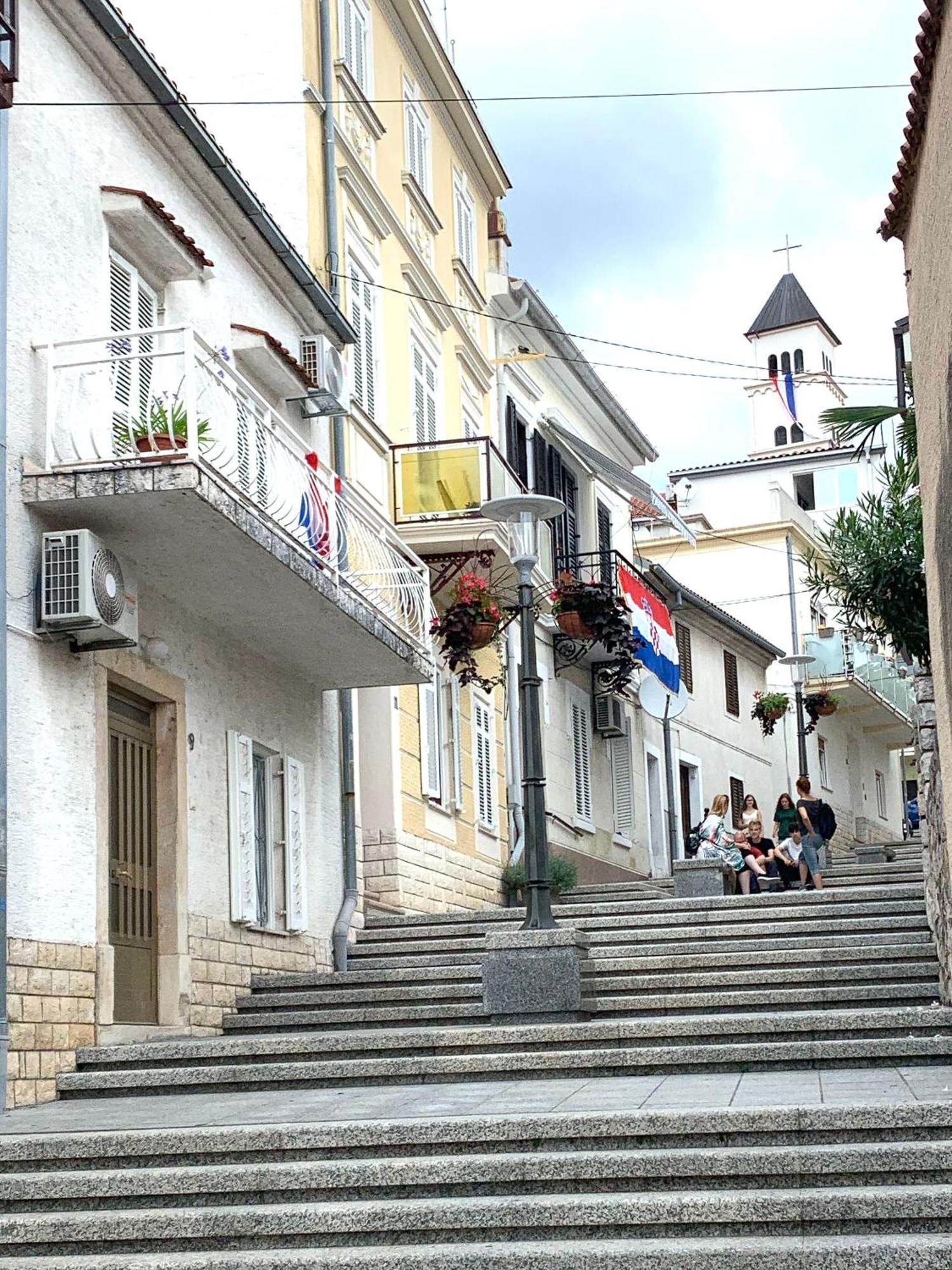Crikvenica Right On The Beach Exterior photo