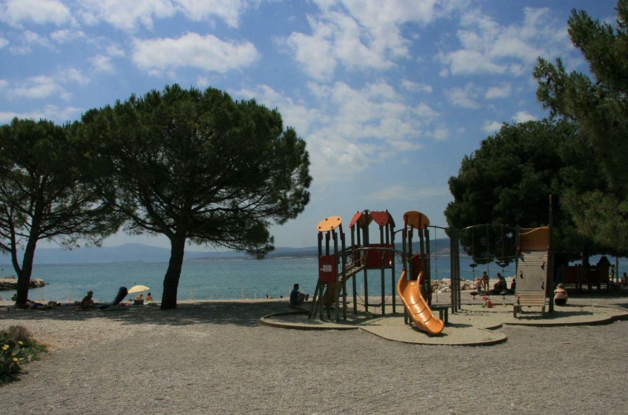 Crikvenica Right On The Beach Exterior photo